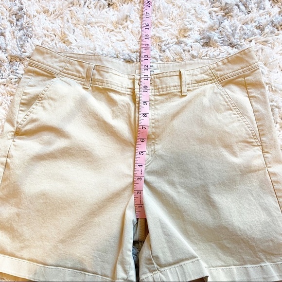 L.L. Bean | Favorite Fit 6inch Shorts, Organic Cotton, Size 16R - Picture 11 of 12
